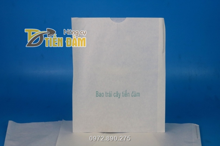 Túi được làm từ chất liệu giấy bán chống thấm có độ bền cao