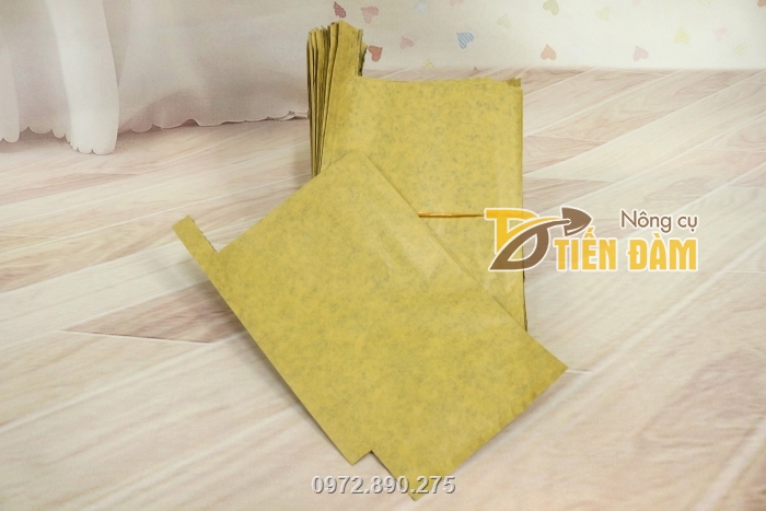 Túi được làm từ chất liệu giấy bán chống thấm